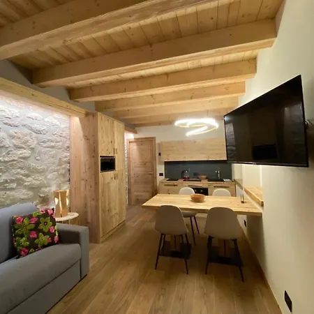 بيت ضيافة Il Falco غاليو