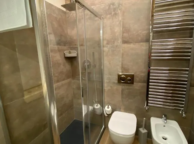 Πανσιόν Il Falco Gallio